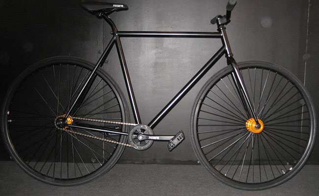 Оригинальный велосипед fixed gear Focale 44